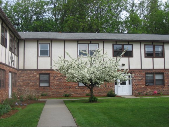 223 Sherwood Sq, Unit 223