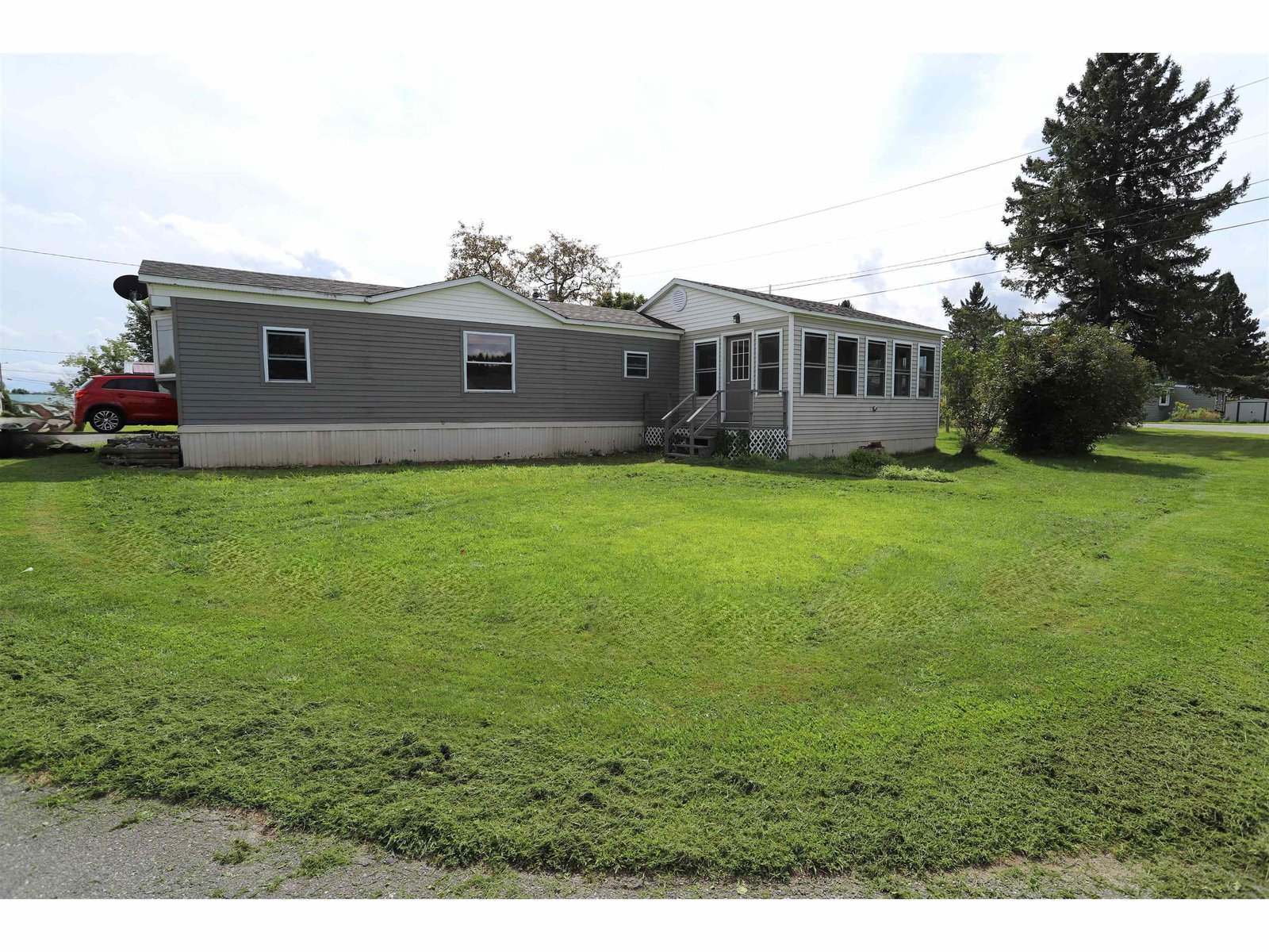 224 Shattuck Hill Road, Unit B08