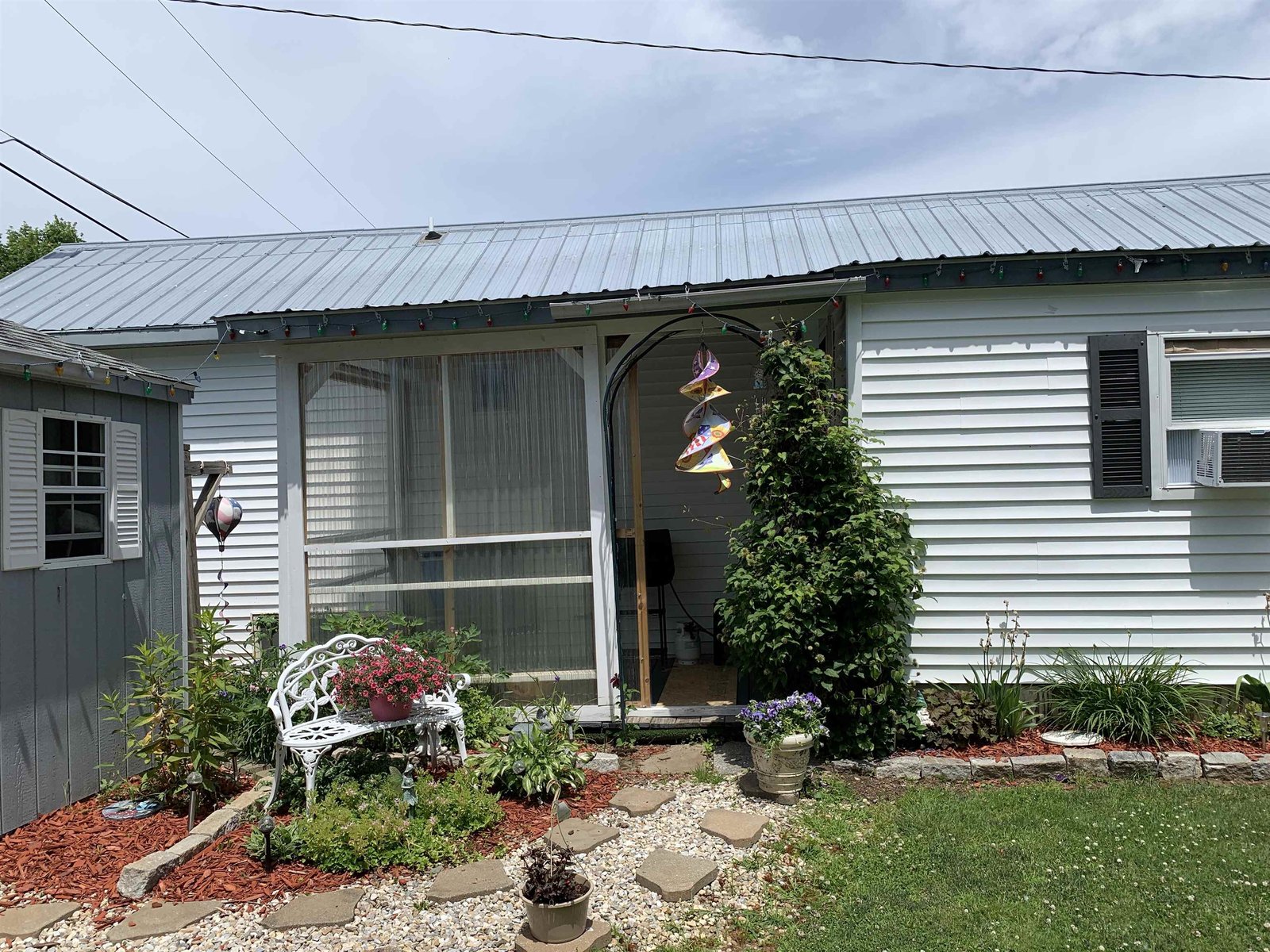 224 Shattuck Hill, Unit B05