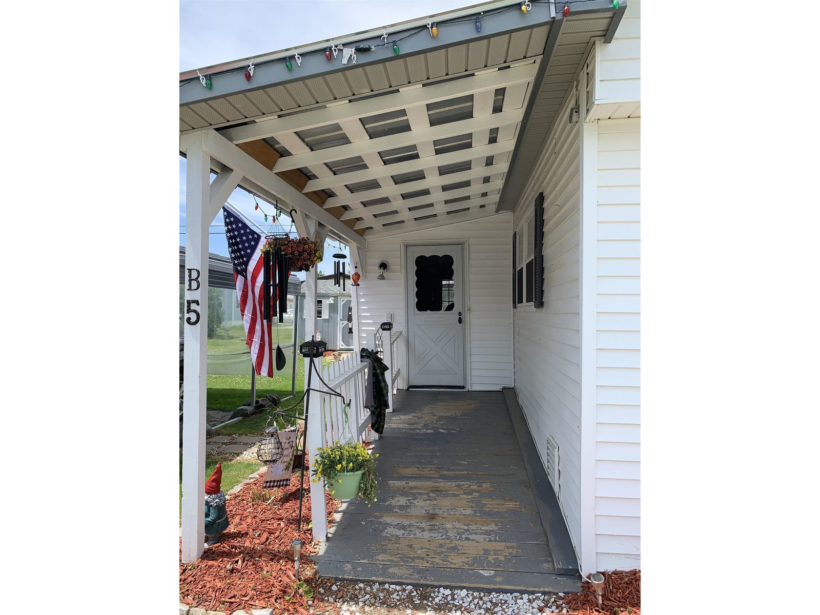 224 Shattuck Hill, Unit B05