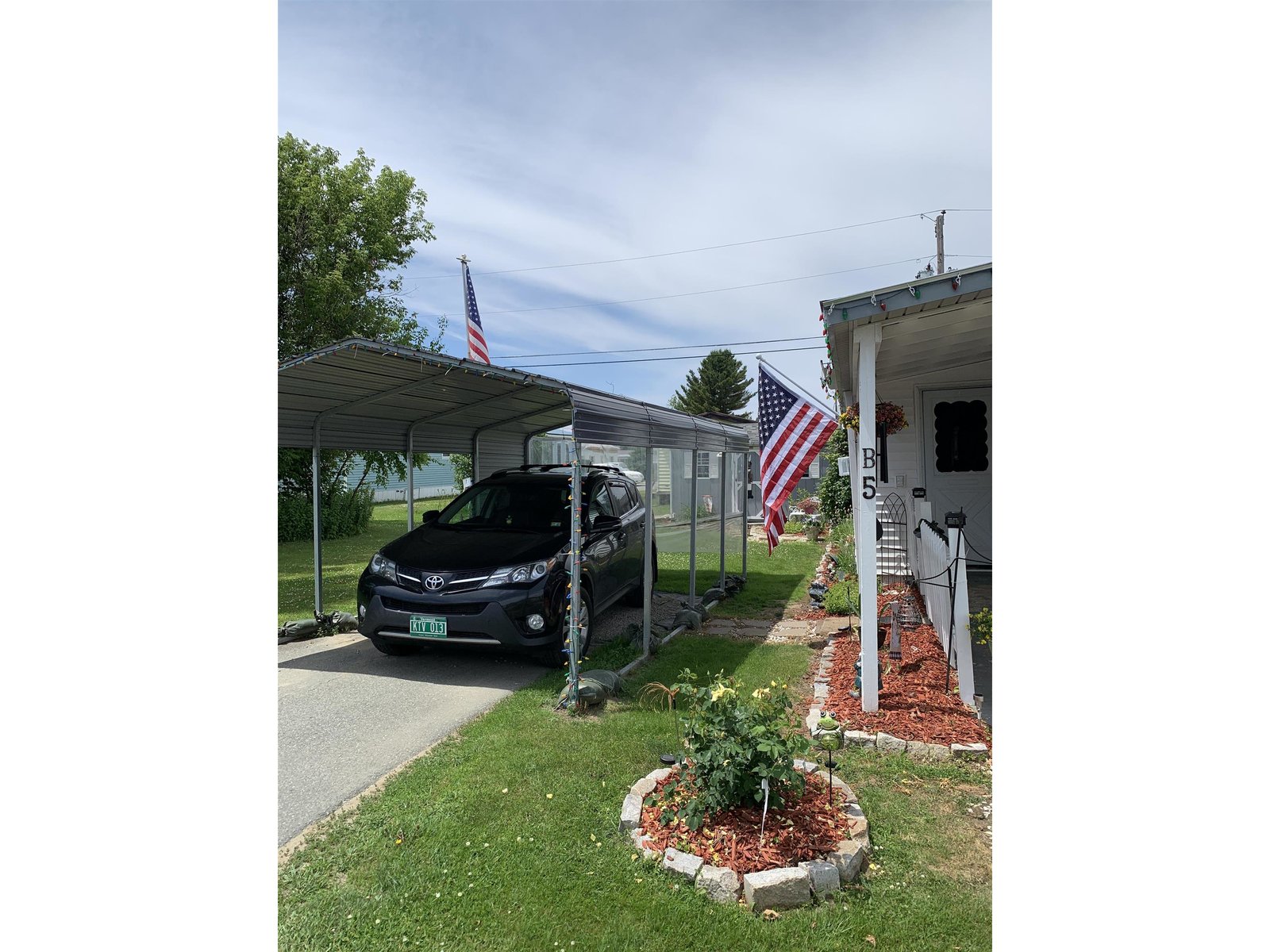 224 Shattuck Hill, Unit B05