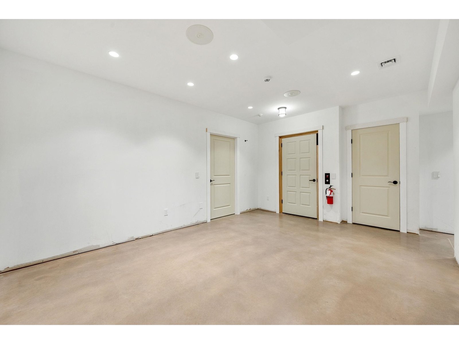225 Midland Avenue