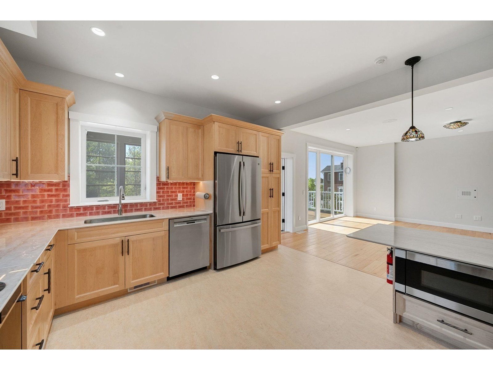225 Midland Avenue