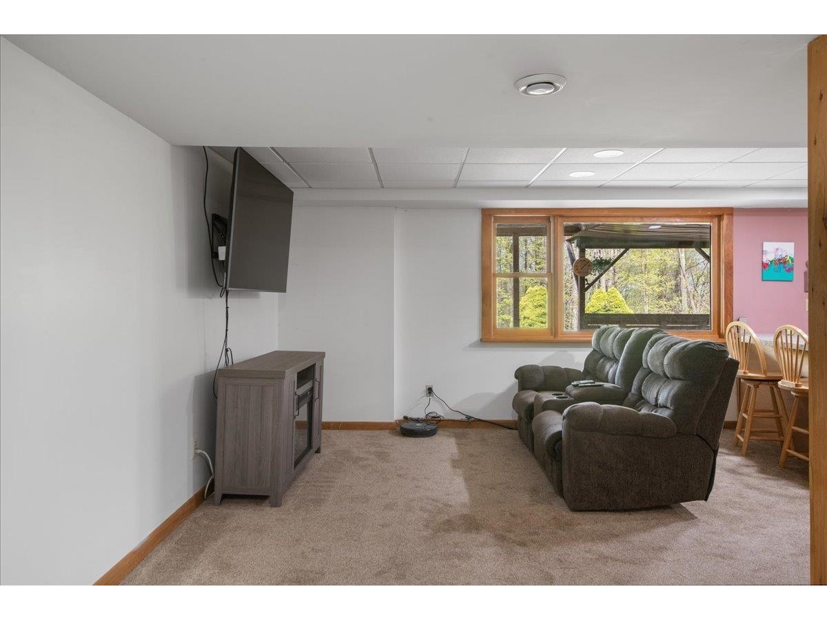 226 Crosby Heights