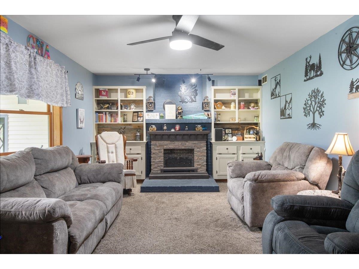 226 Crosby Heights