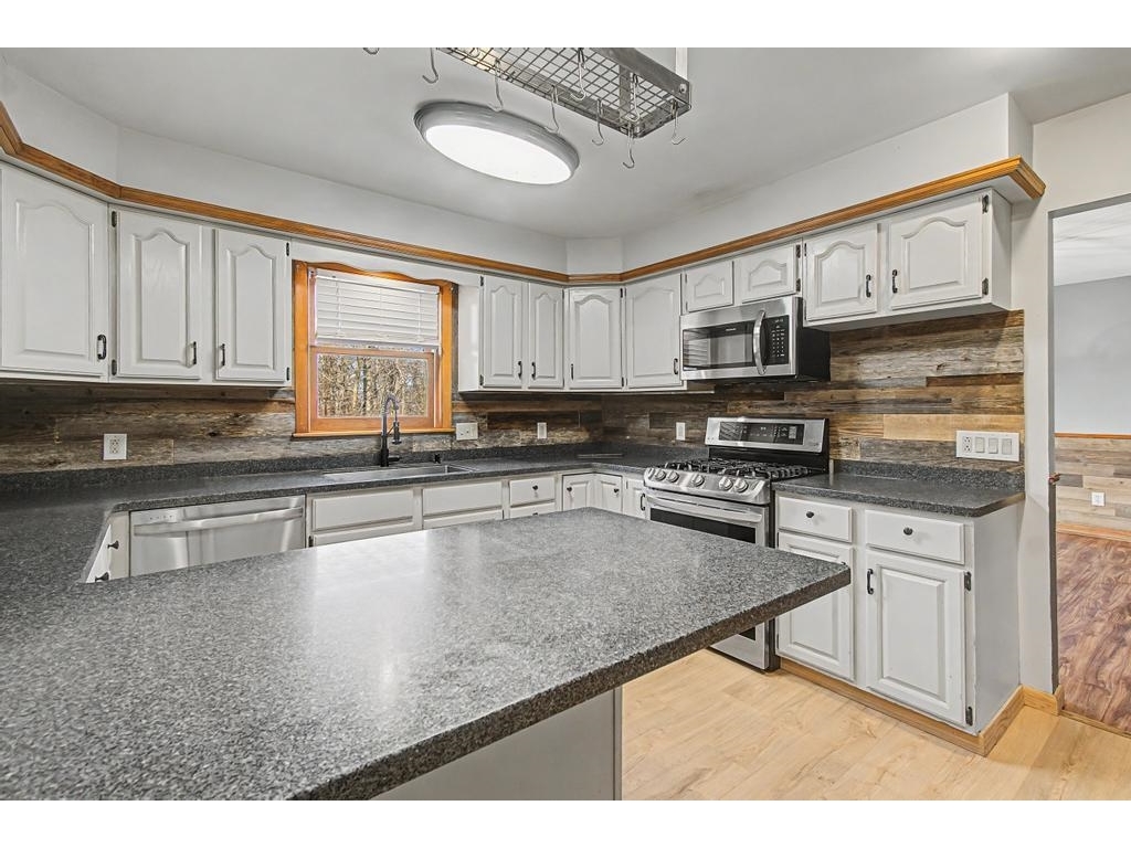 226 Crosby Heights