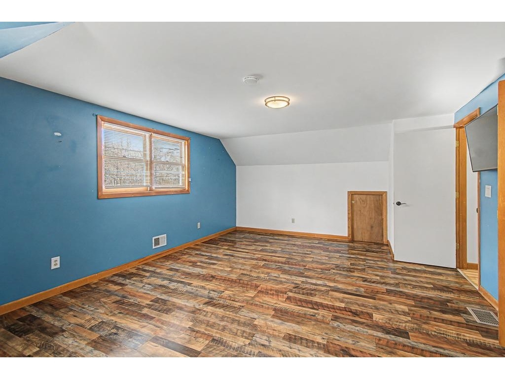 226 Crosby Heights