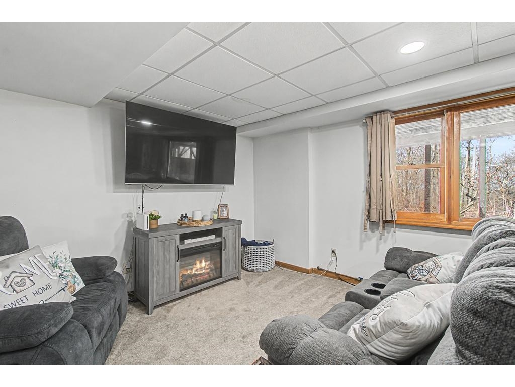 226 Crosby Heights