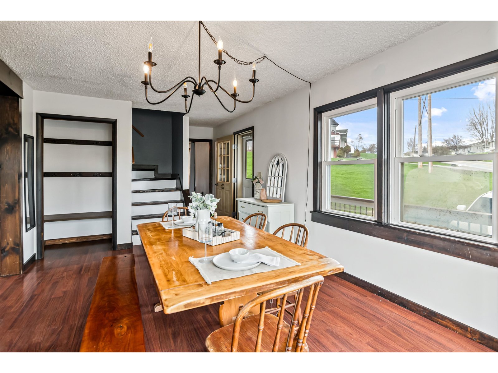 227 W Berkshire Road