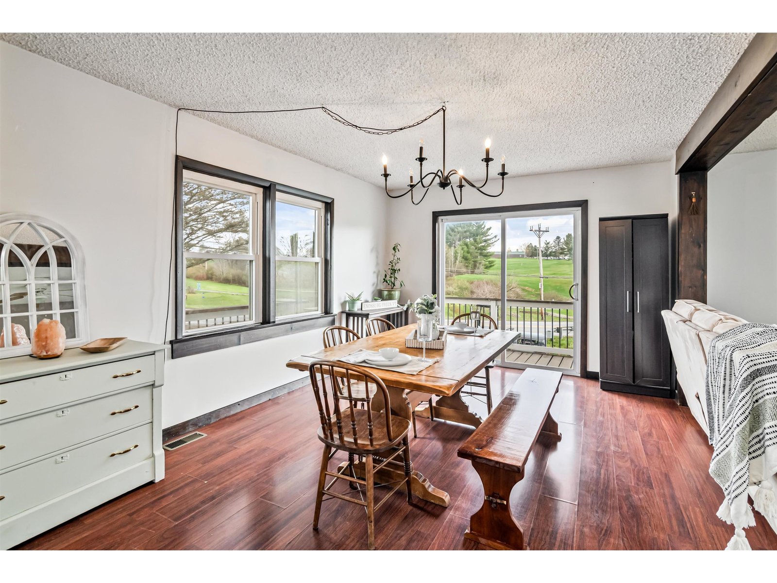 227 W Berkshire Road