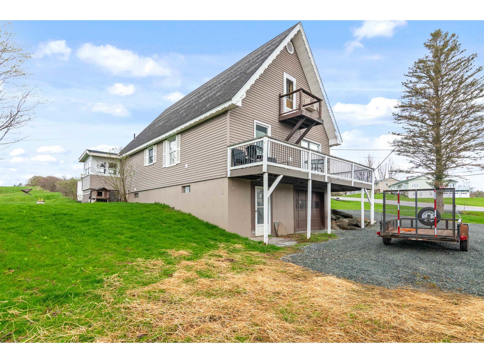 227 W Berkshire Road