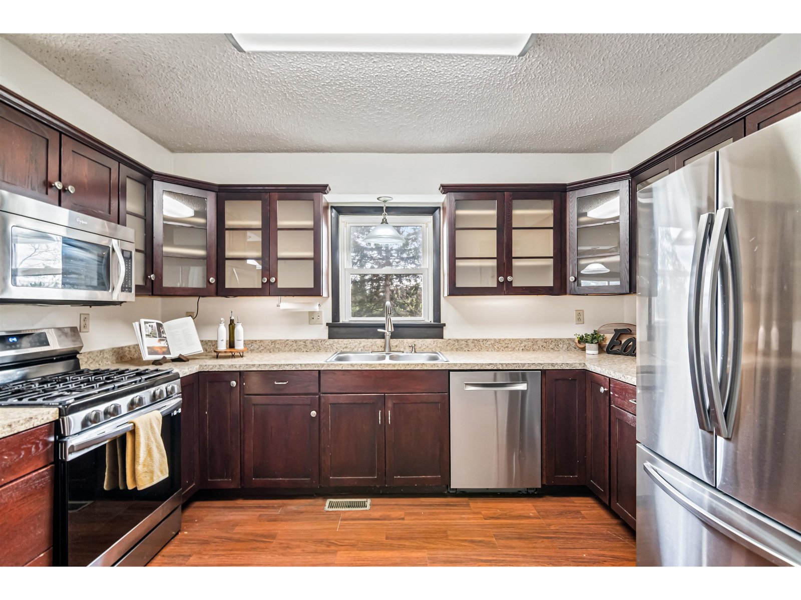 227 W Berkshire Road