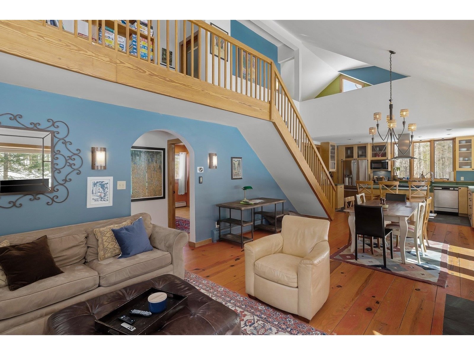 2275 West Hill Road