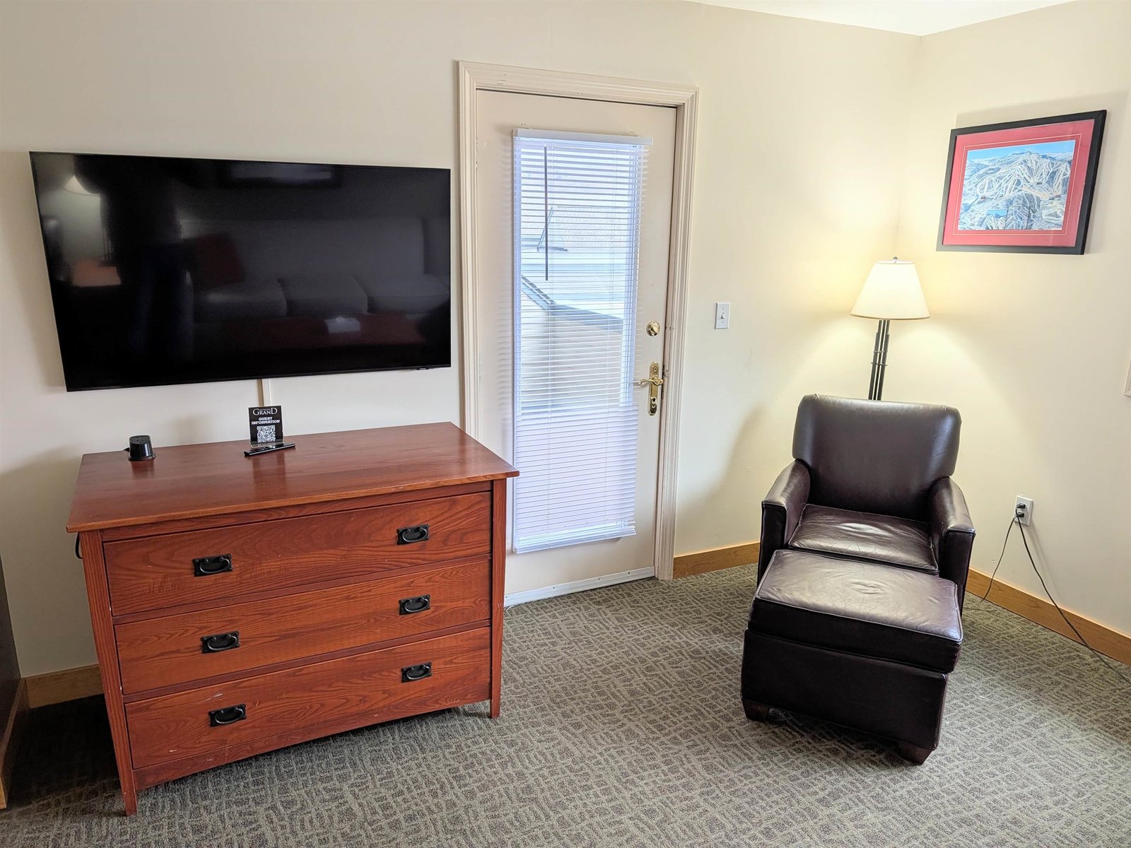 228 East Mountain Road, Unit D GRAND HOTEL 112 III (TALABAC)