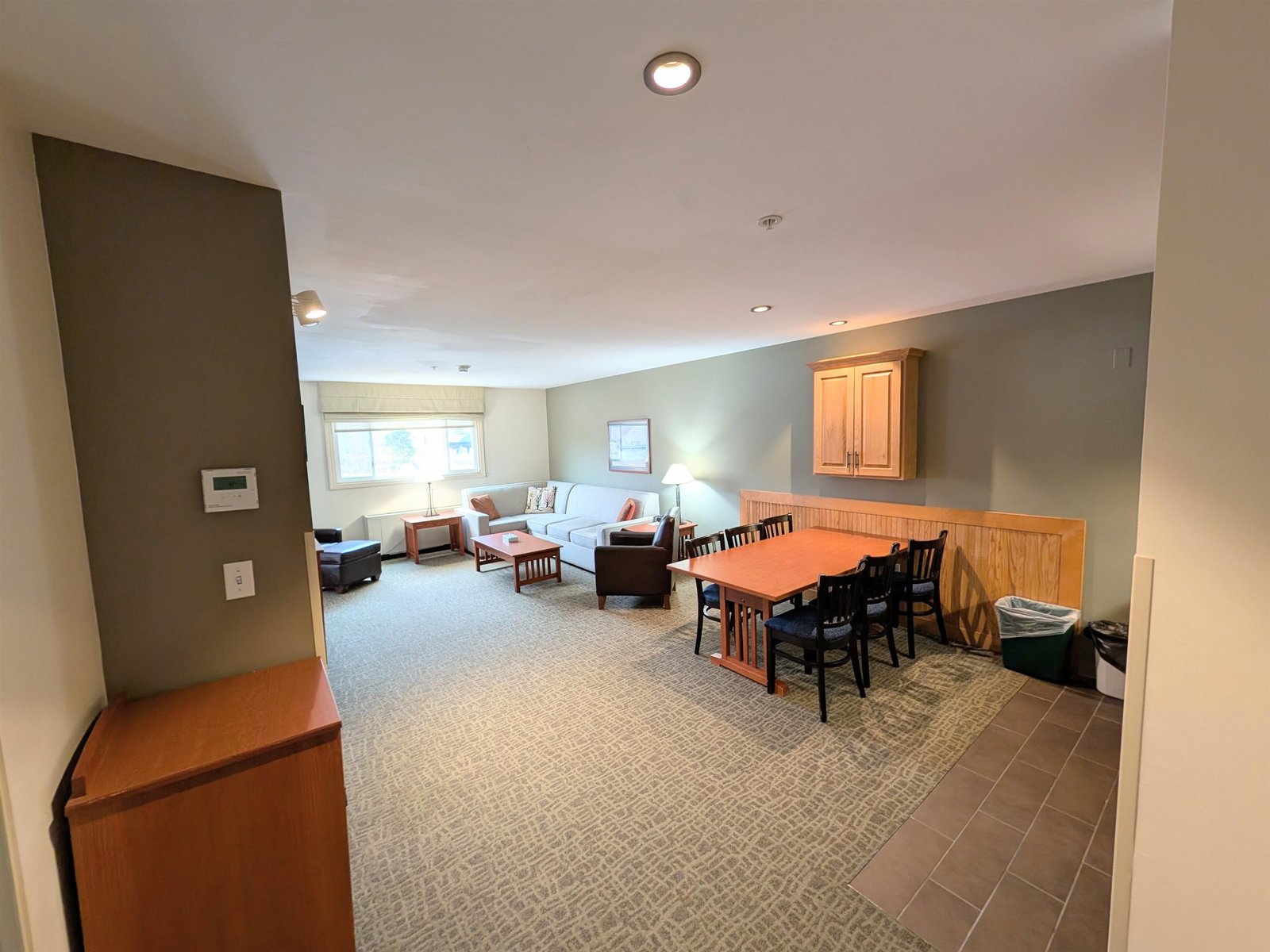 228 East Mountain Road, Unit D GRAND HOTEL 112 III (TALABAC)