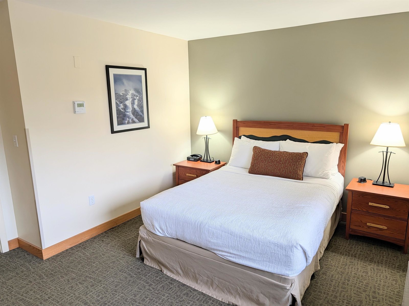 228 East Mountain Road, Unit D GRAND HOTEL 112 III (TALABAC)