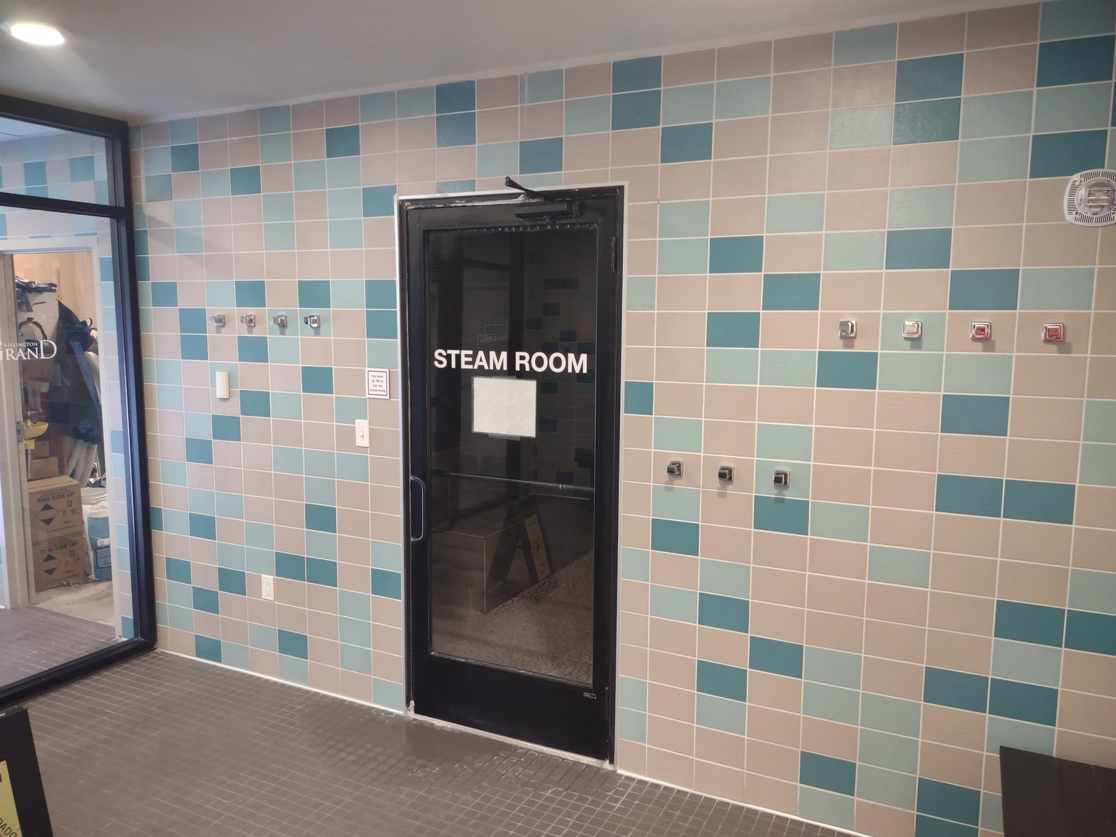 Health Club - Steam Room