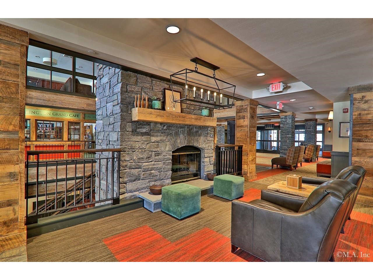 228 East Mountain Road, Unit DA DUP GRAND HOTEL 152 II (GODBOUT)