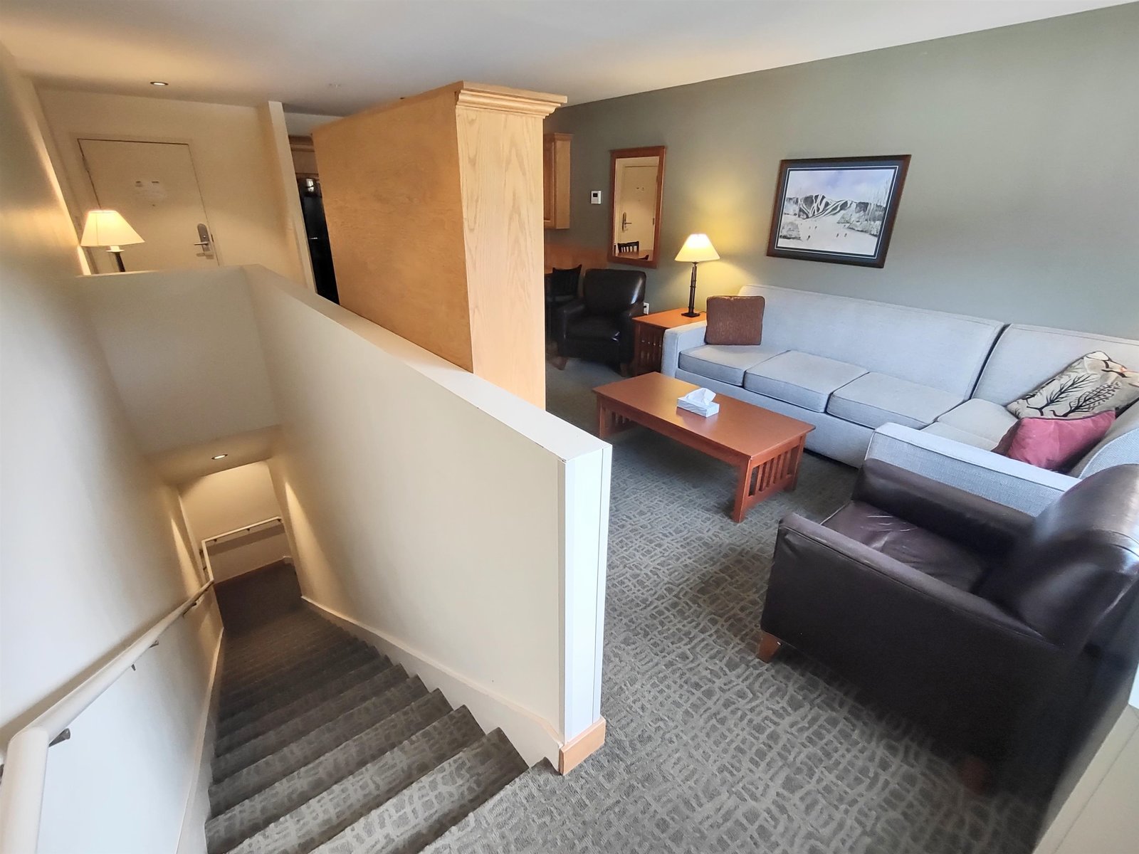 228 East Mountain Road, Unit DA DUP GRAND HOTEL 152 II (GODBOUT)