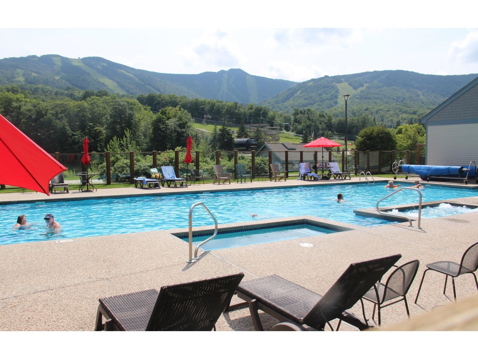 228 East Mountain Road, Unit DA DUP GRAND HOTEL 152 II (GODBOUT)