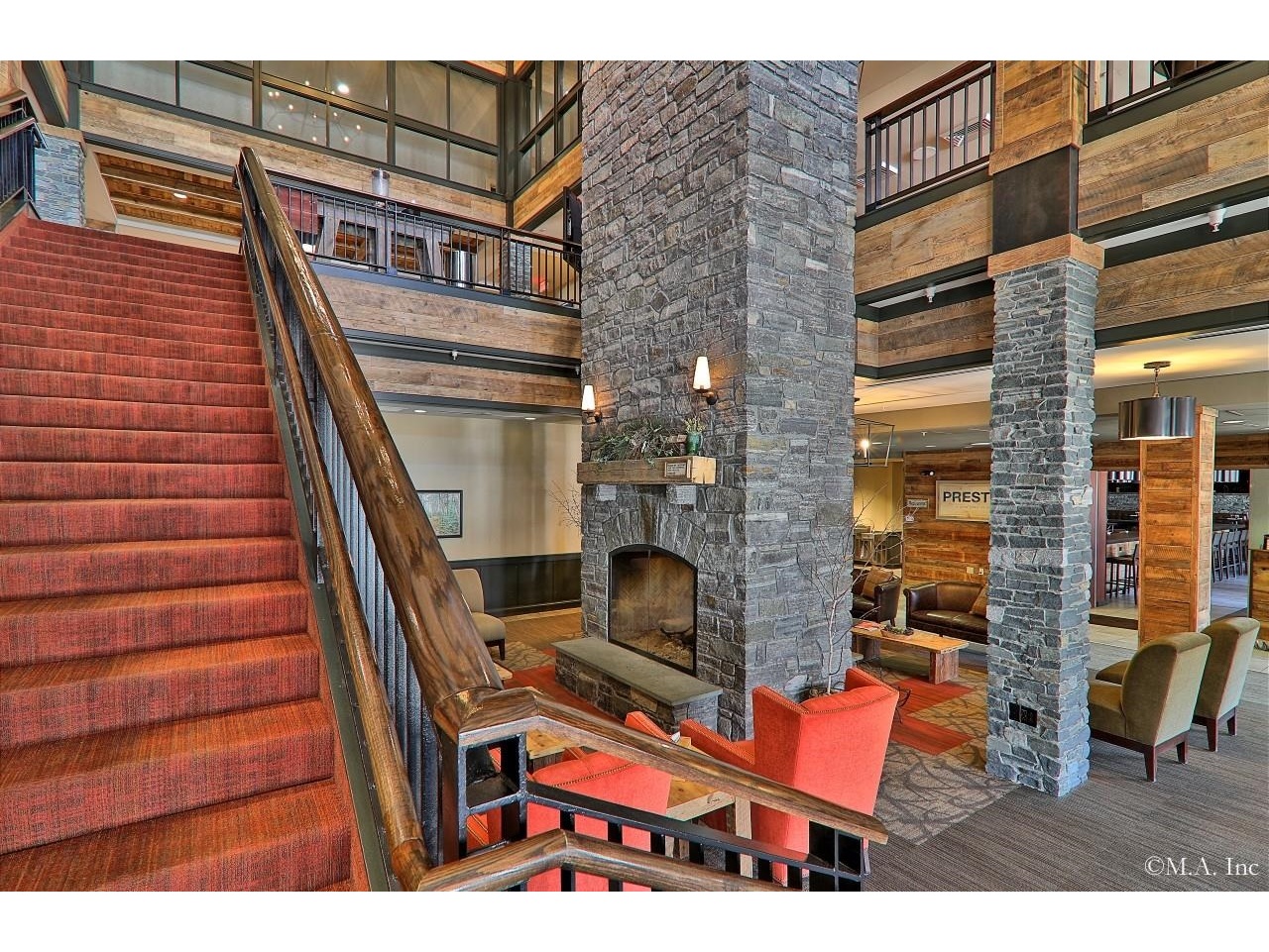 228 East Mountain Road, Unit DA DUP GRAND HOTEL 152 II (GODBOUT)