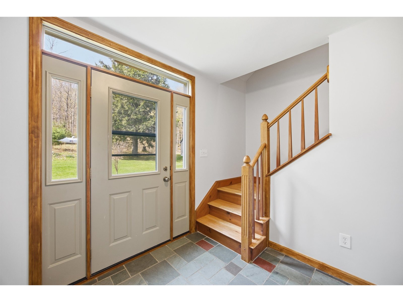 228 Leonard Road