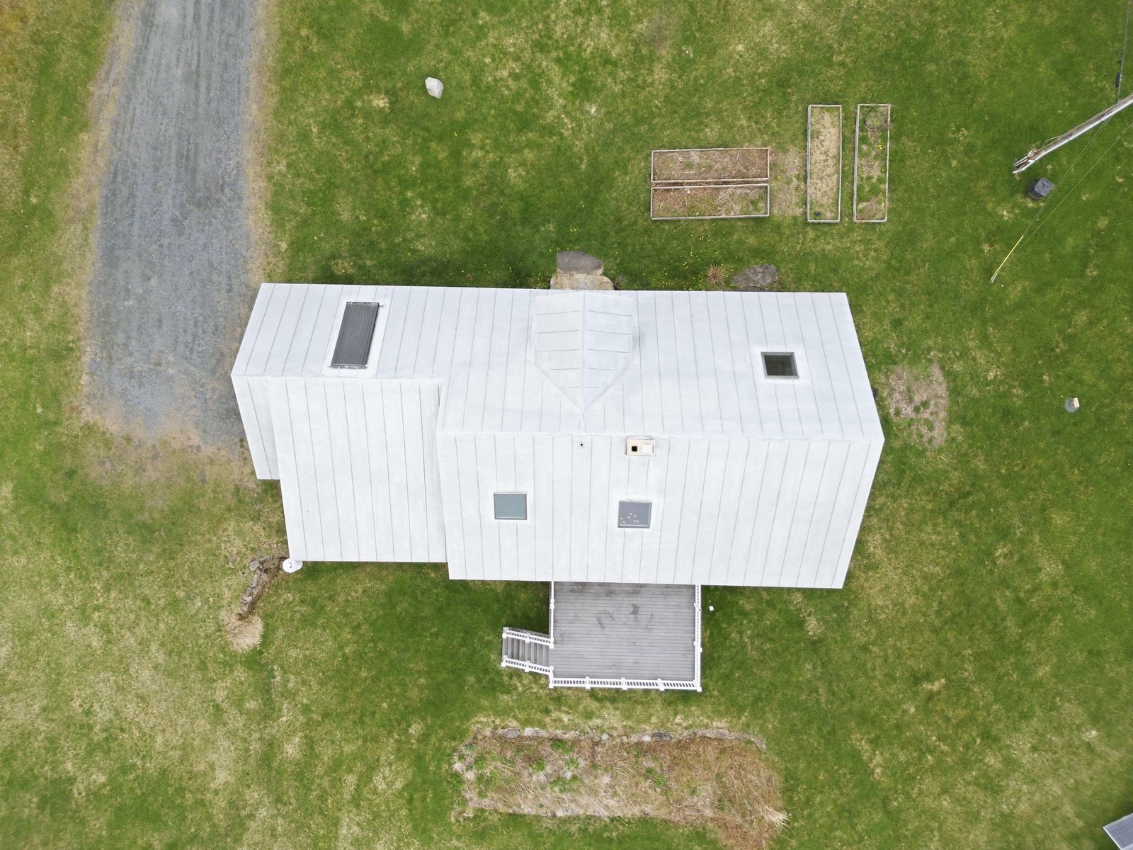 228 Leonard Road