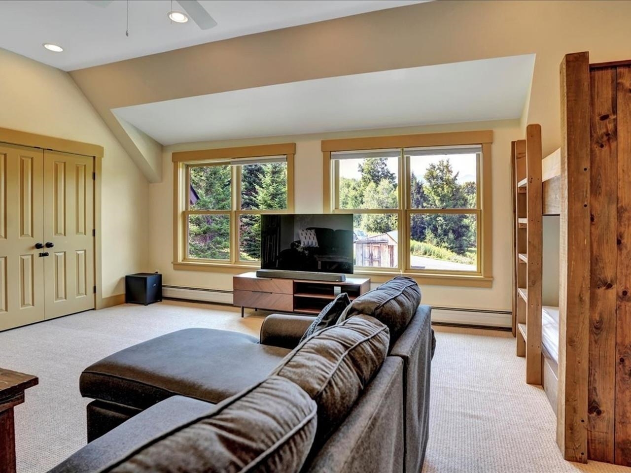 2283 Sterling Valley Road