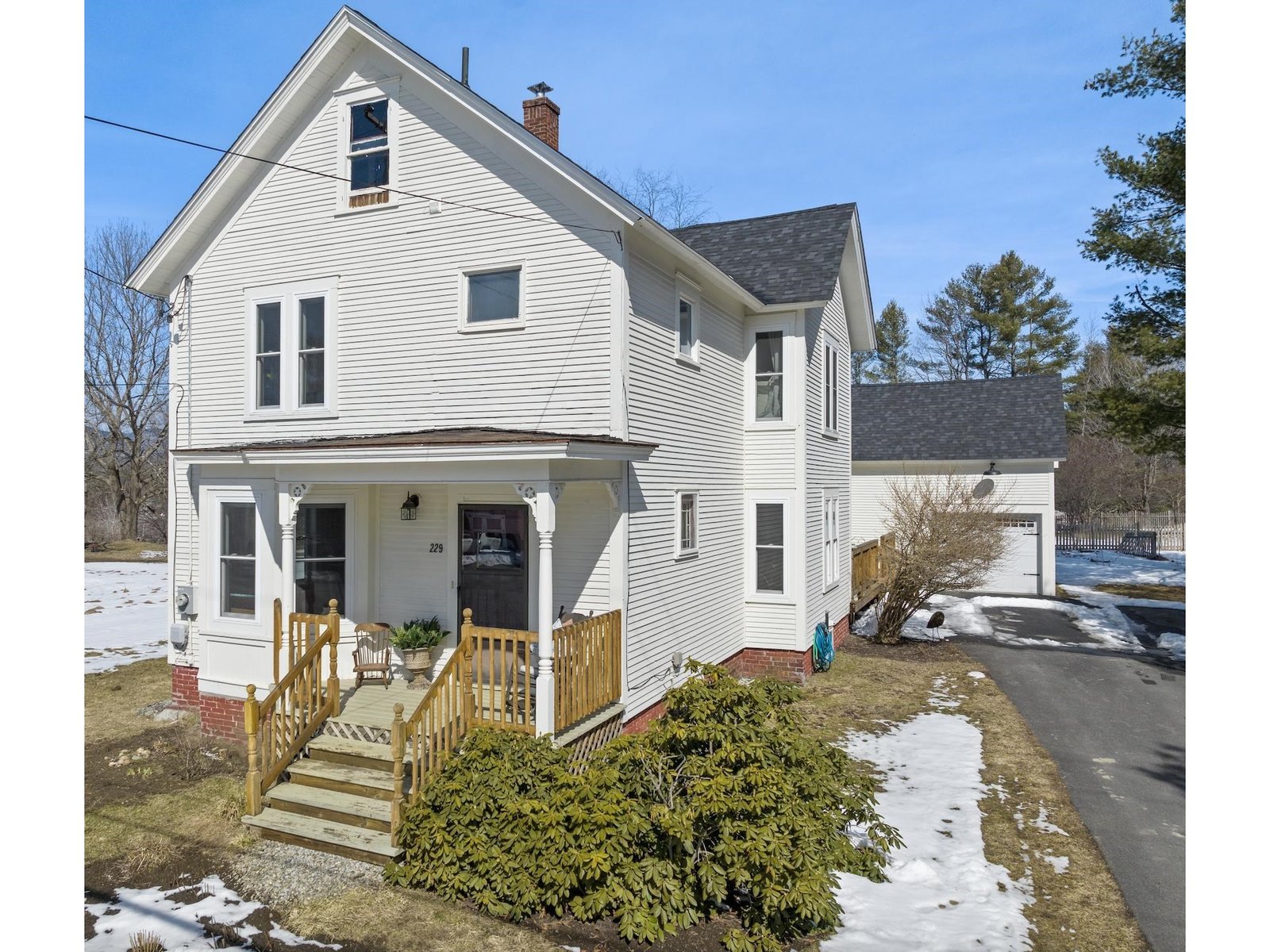 229 Howard Avenue