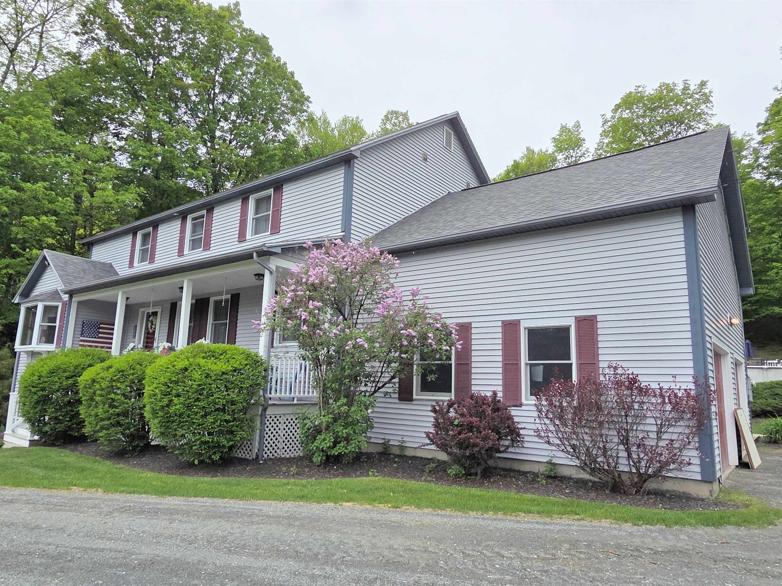Front of Home & Landscaping