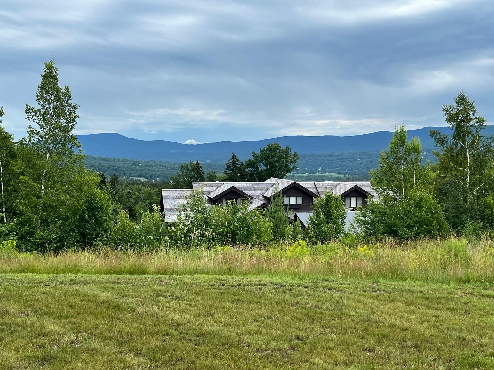 229 Villa Drive, Unit 614