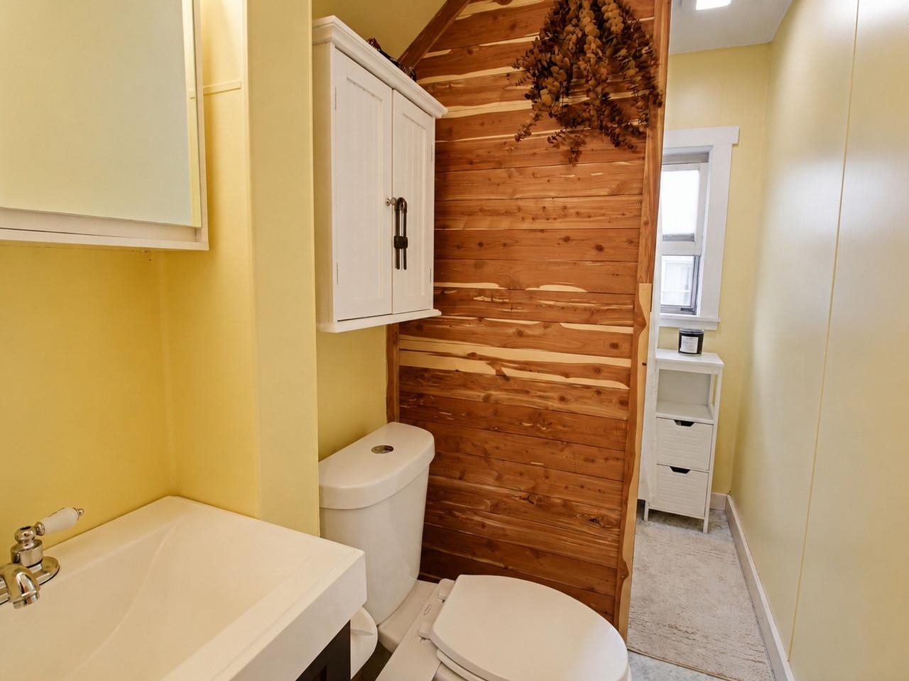 Full Bath