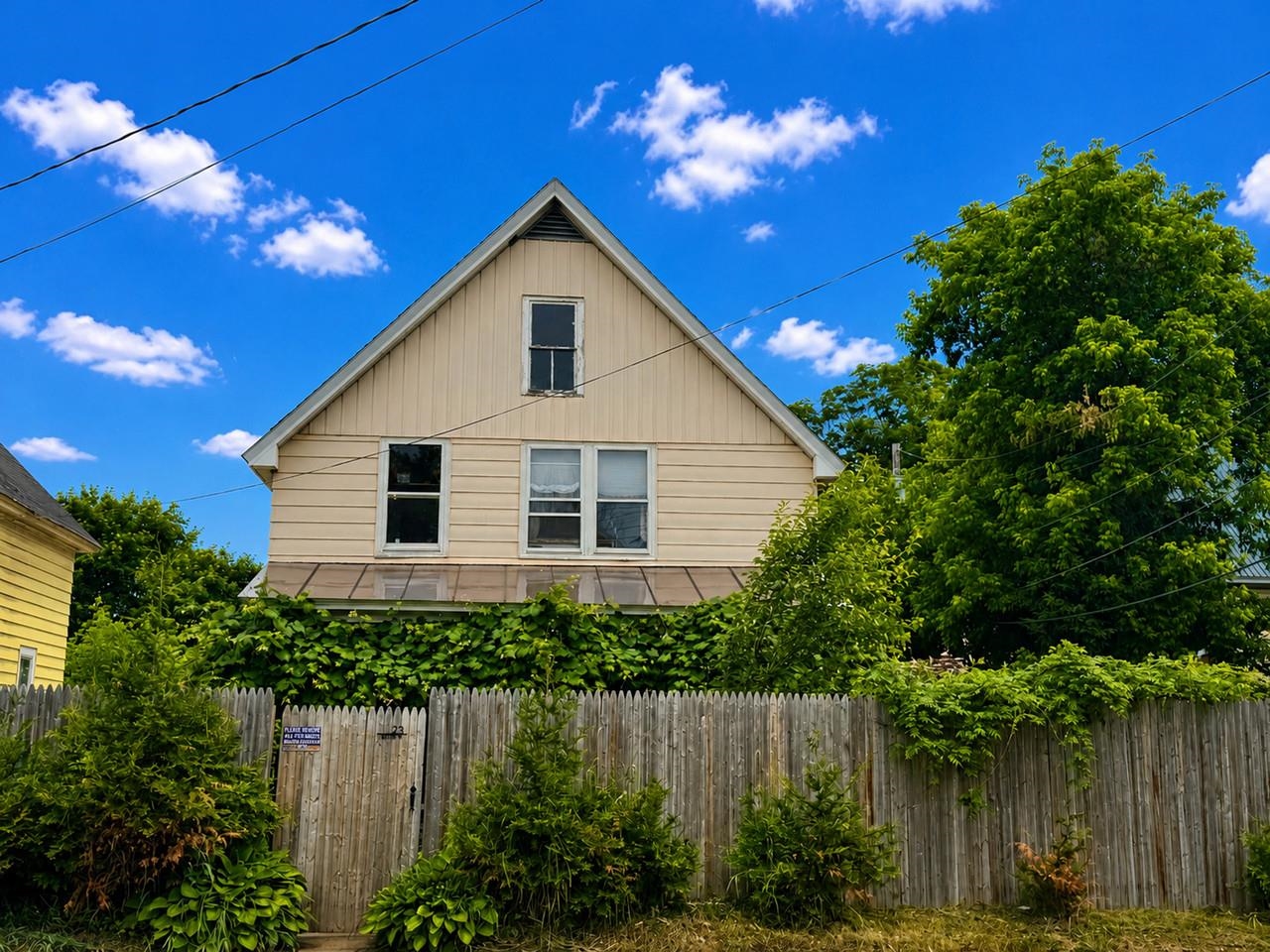Fenced Front and Side Yard