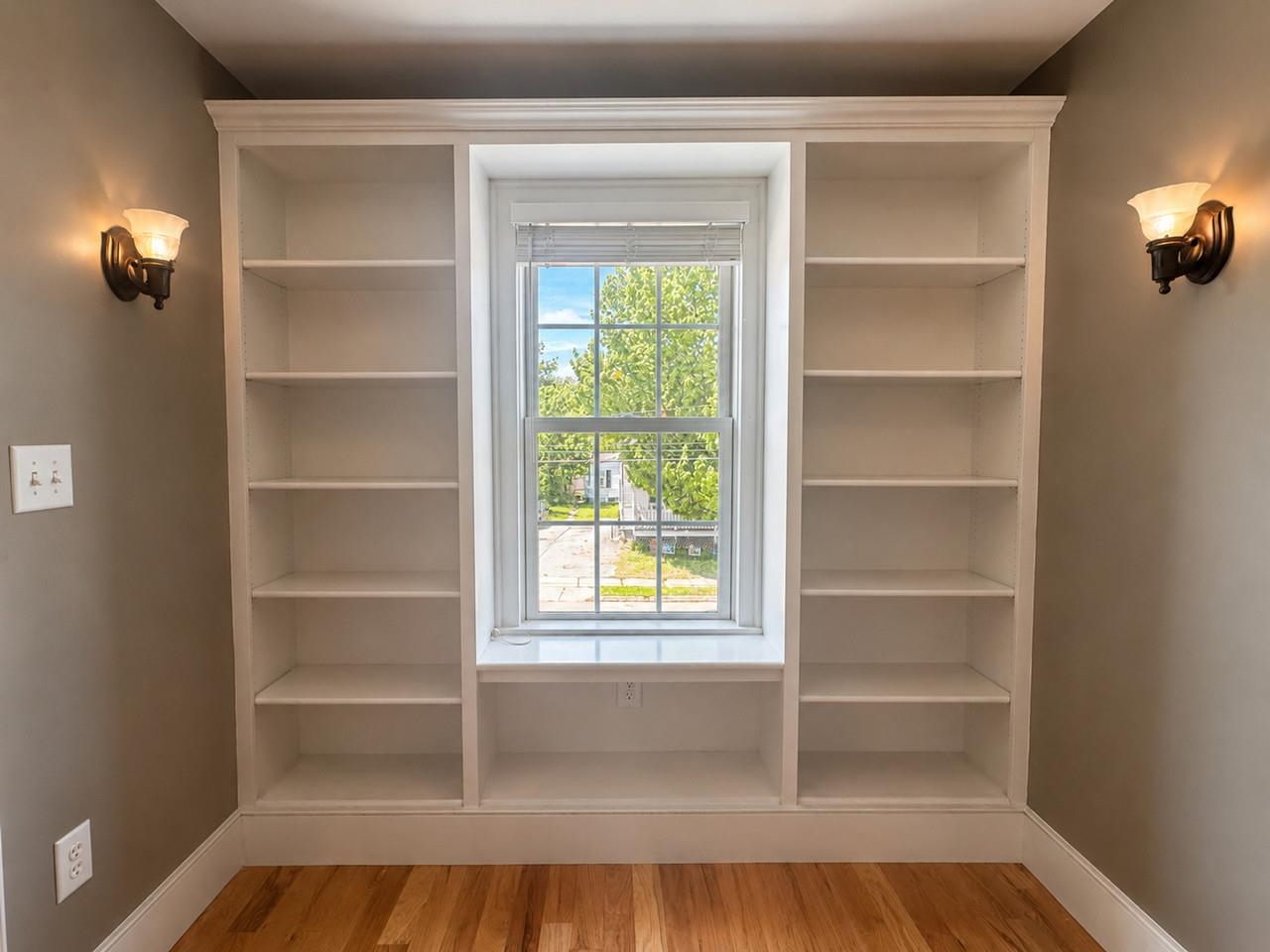 Built-ins on 2nd Floor Hallway