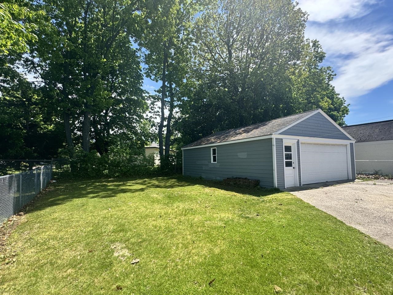 2-Car Garage