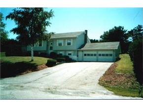 23 DAGMONT AVENUE