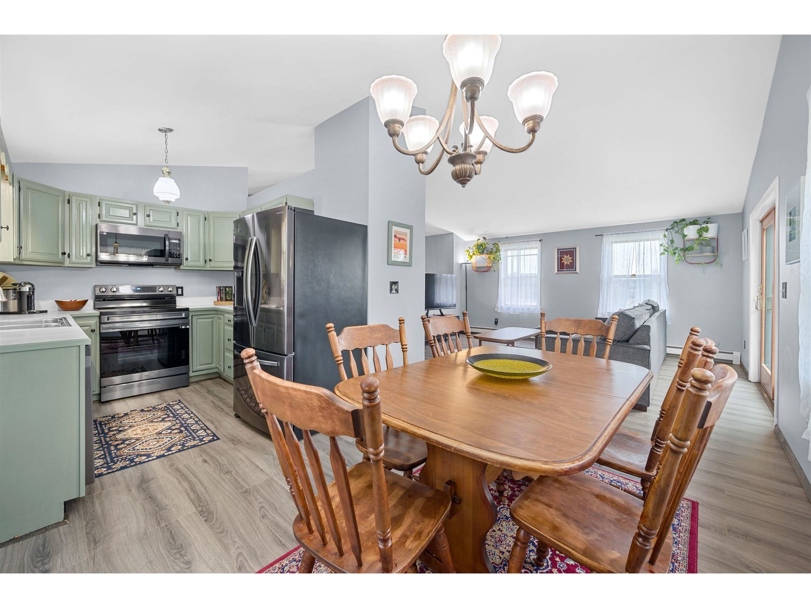 23 Dagmont Avenue