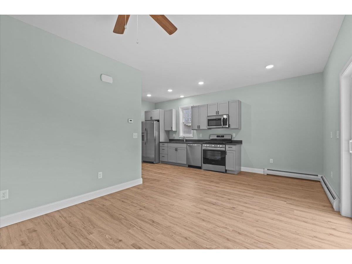 23 Ferris Street, Unit 101