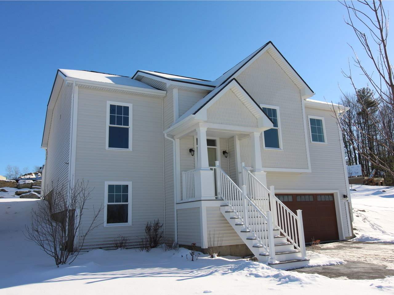 23 Laurentide Lane