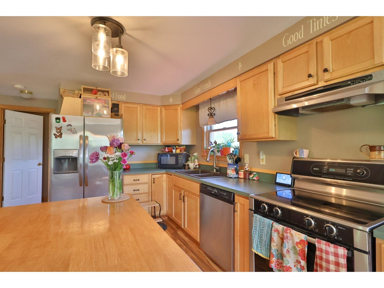 23 Meadow View Lane
