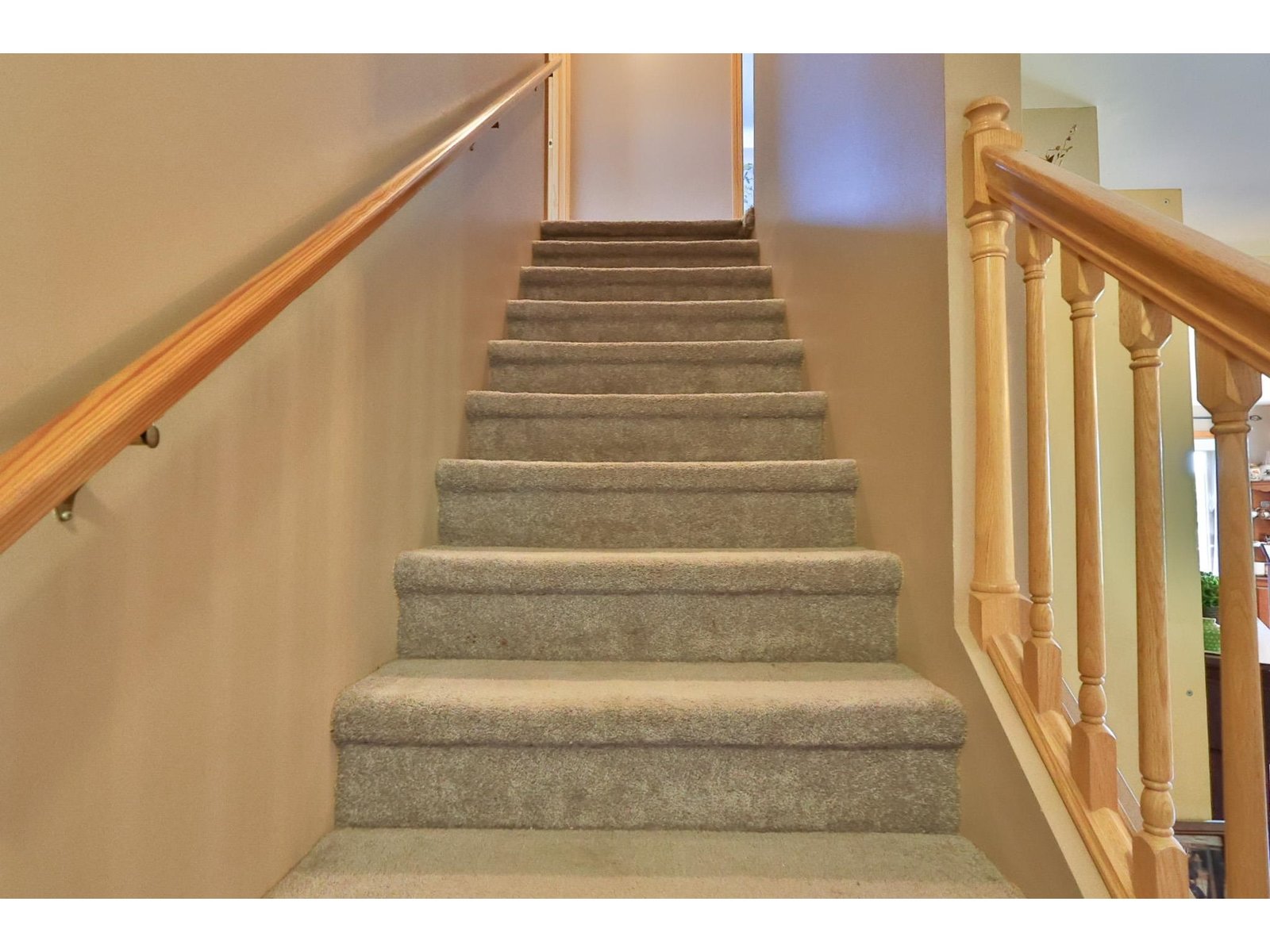 23 Meadow View Lane