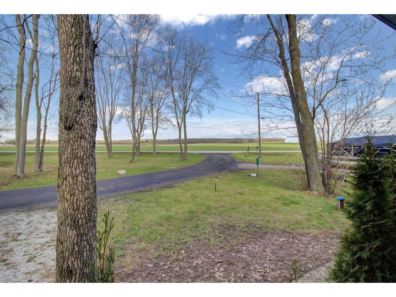 23 Mud Point South