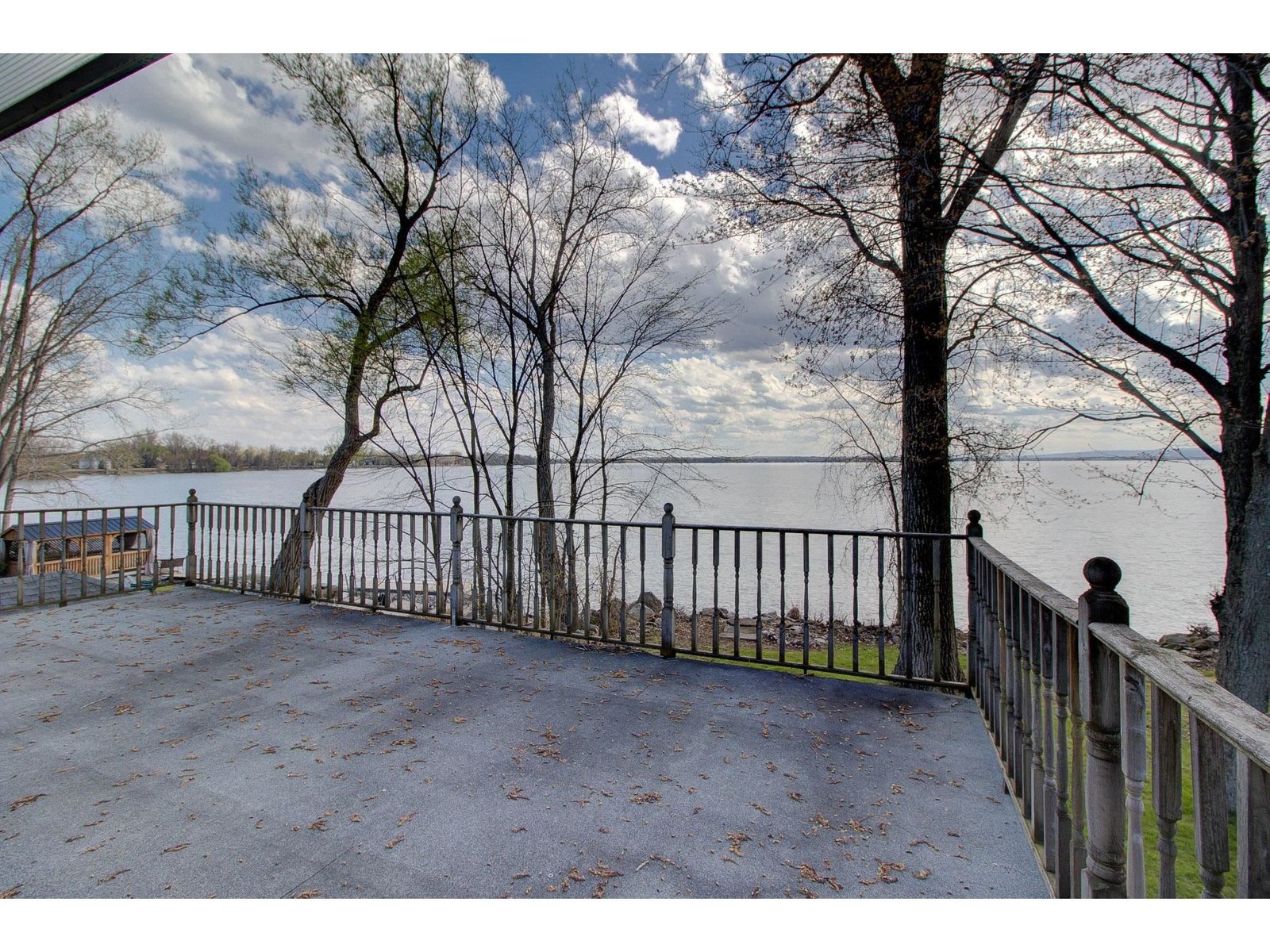 23 Mud Point South