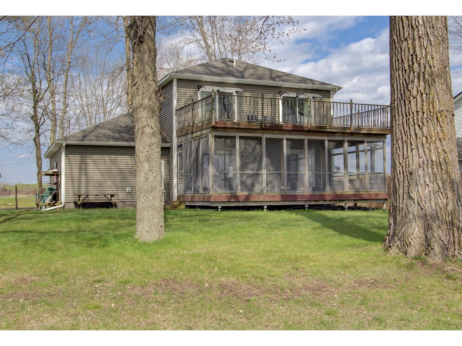 23 Mud Point South