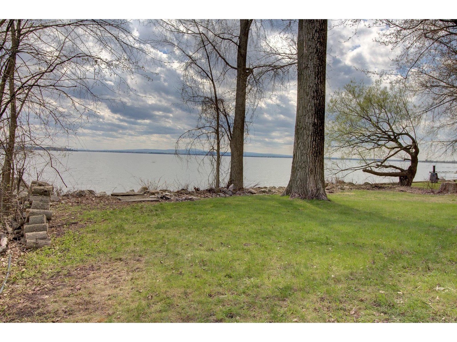 23 Mud Point South