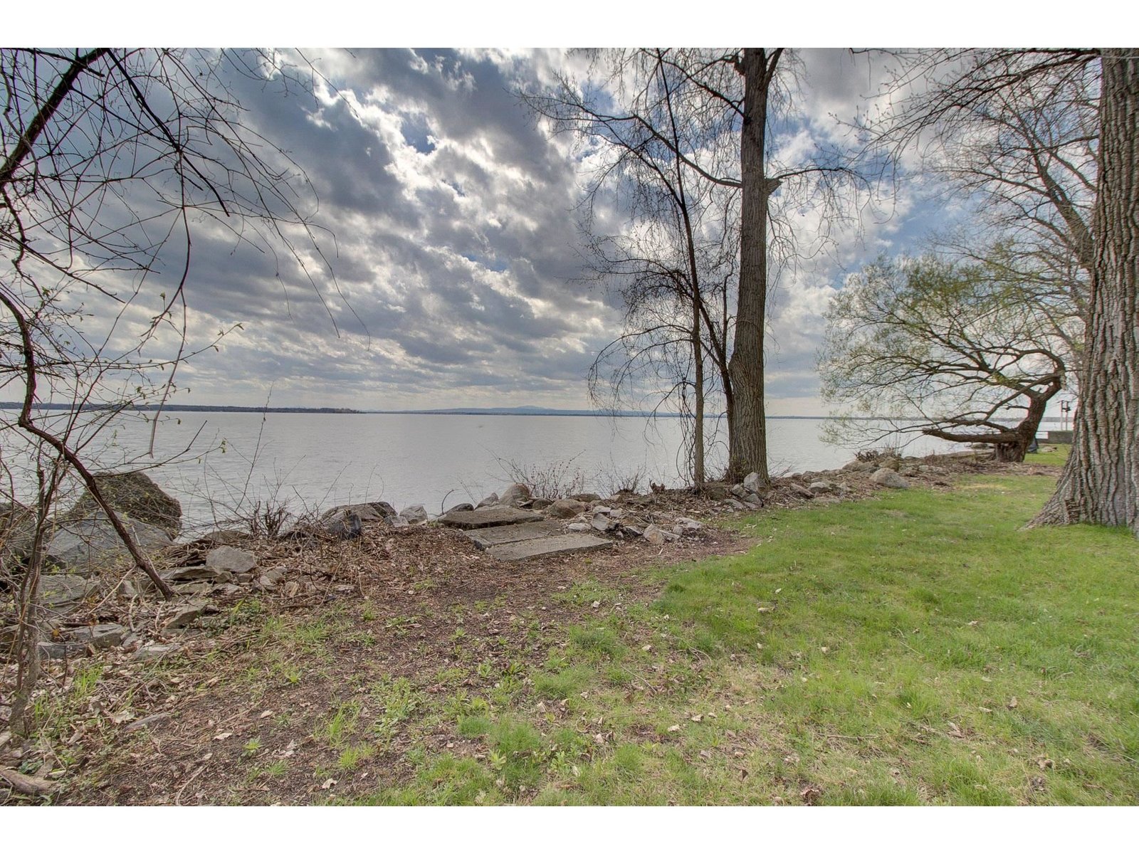 23 Mud Point South