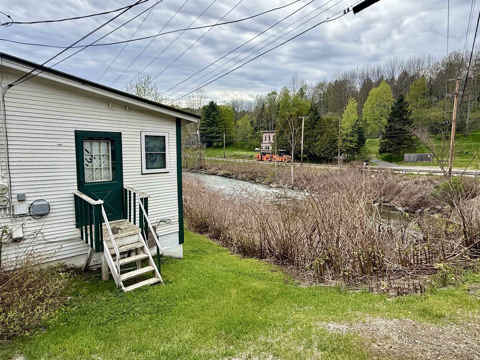 23 River Road
