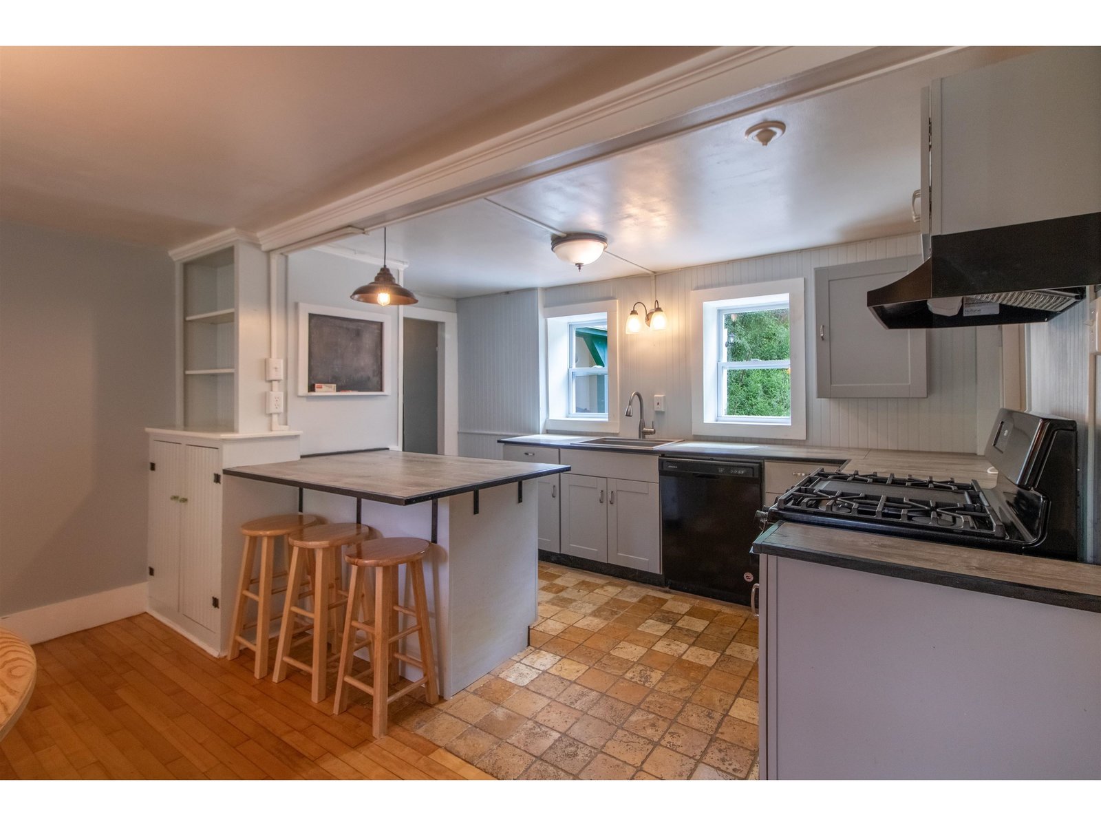 23 Short Street