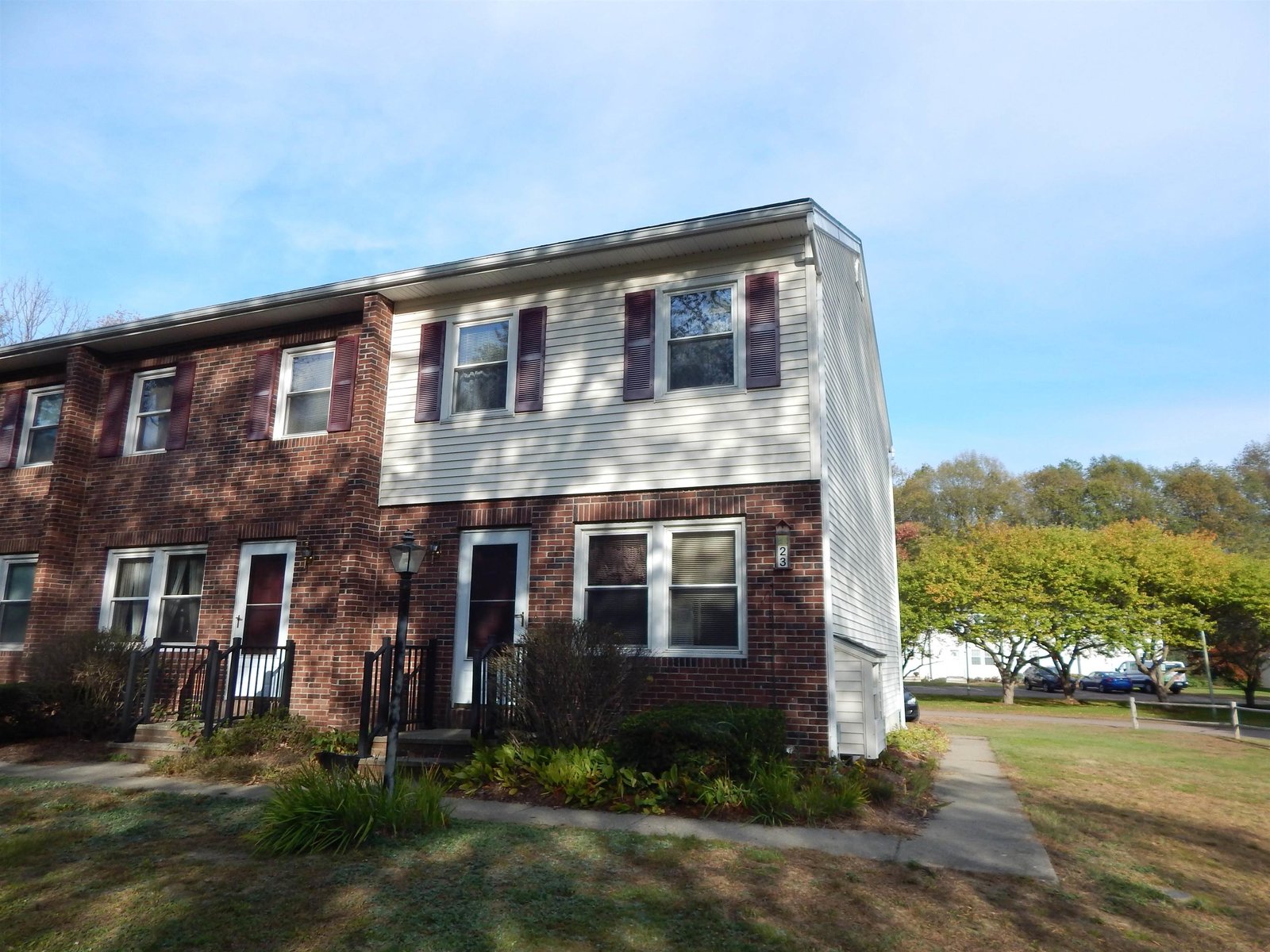 23 Woodlins Circle, Unit 1