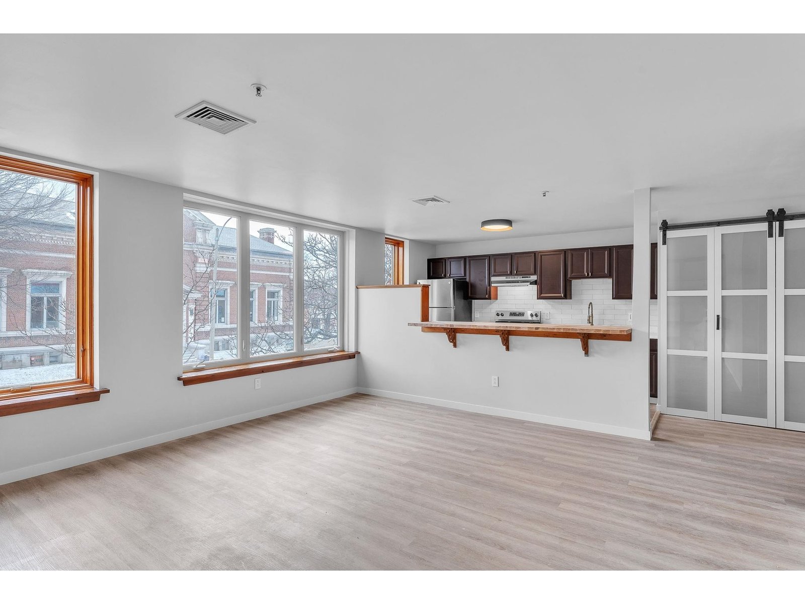230 College Street, Unit 12